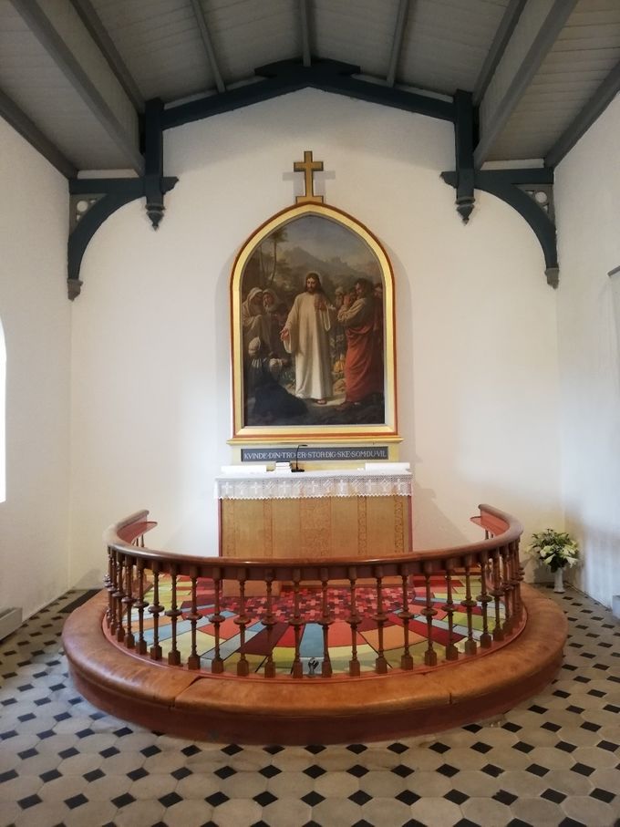 Alteret i Jordrup kirke.
