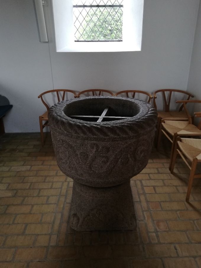 Døbefonden i Jordrup kirke.